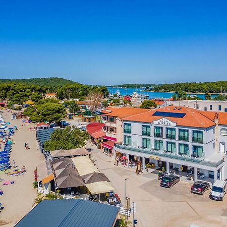 Hotel Koral ميدولين المظهر الخارجي الصورة