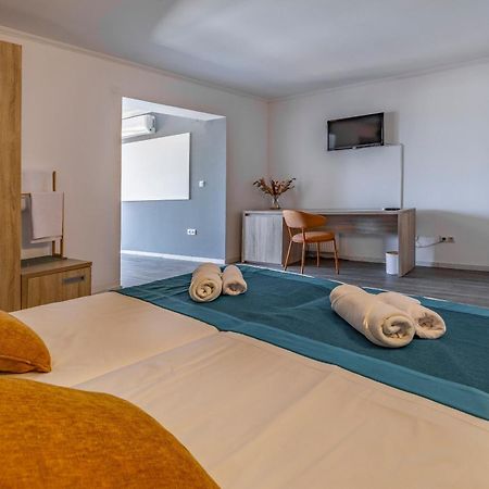 Hotel Koral ميدولين المظهر الخارجي الصورة