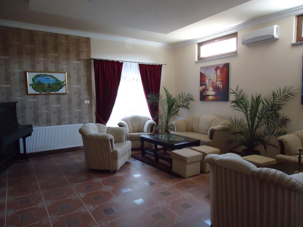 Hotel Koral ميدولين المظهر الخارجي الصورة