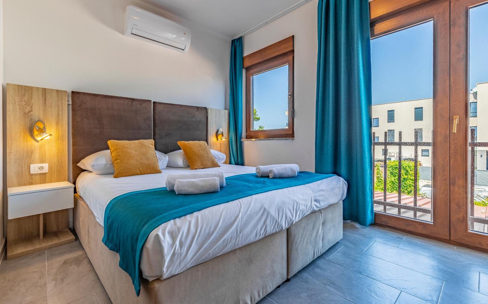 Hotel Koral ميدولين المظهر الخارجي الصورة