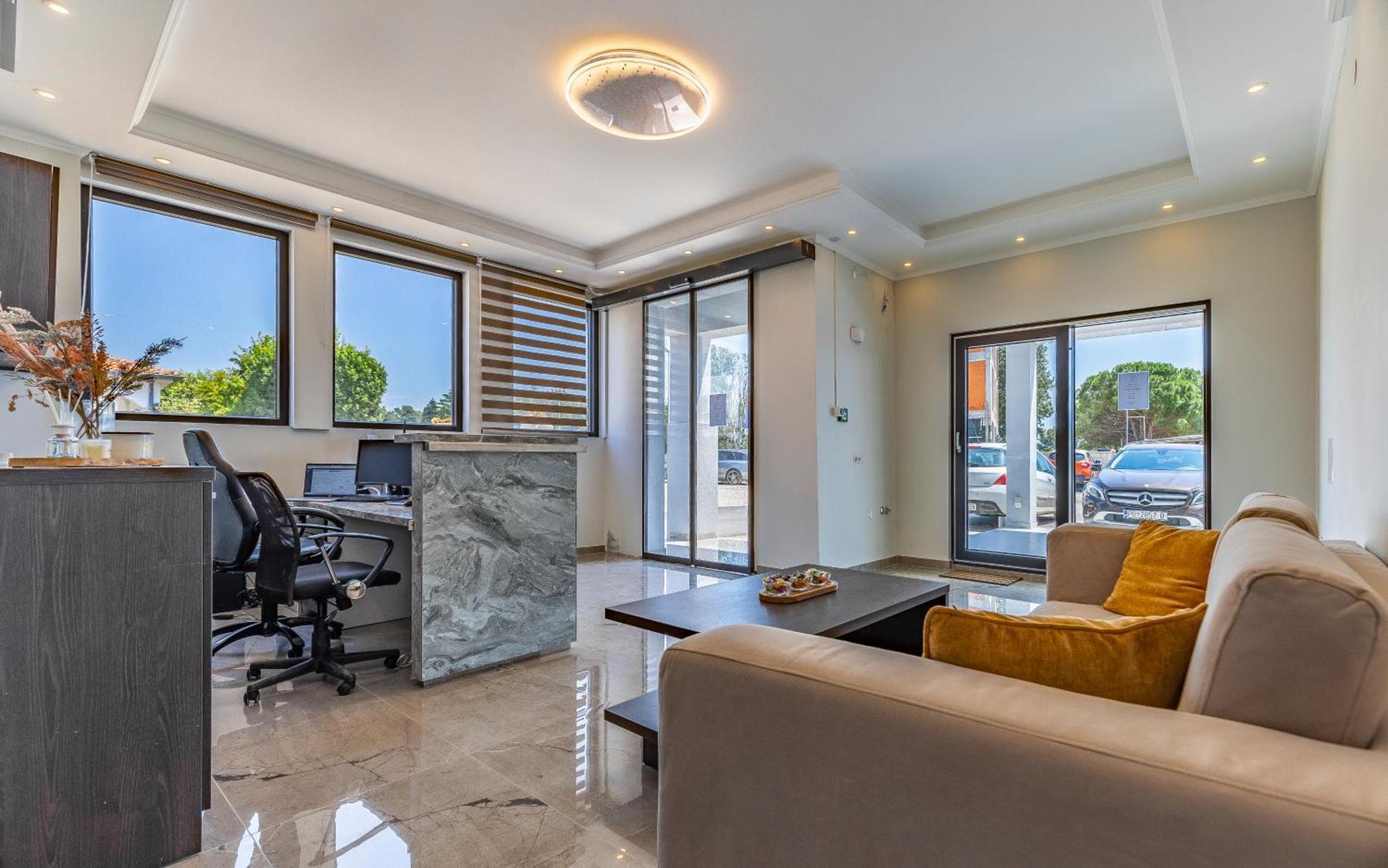Hotel Koral ميدولين المظهر الخارجي الصورة