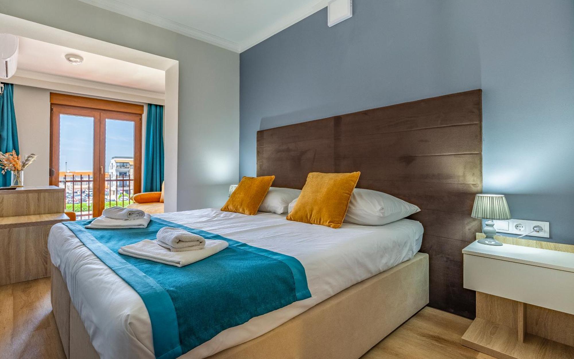 Hotel Koral ميدولين المظهر الخارجي الصورة