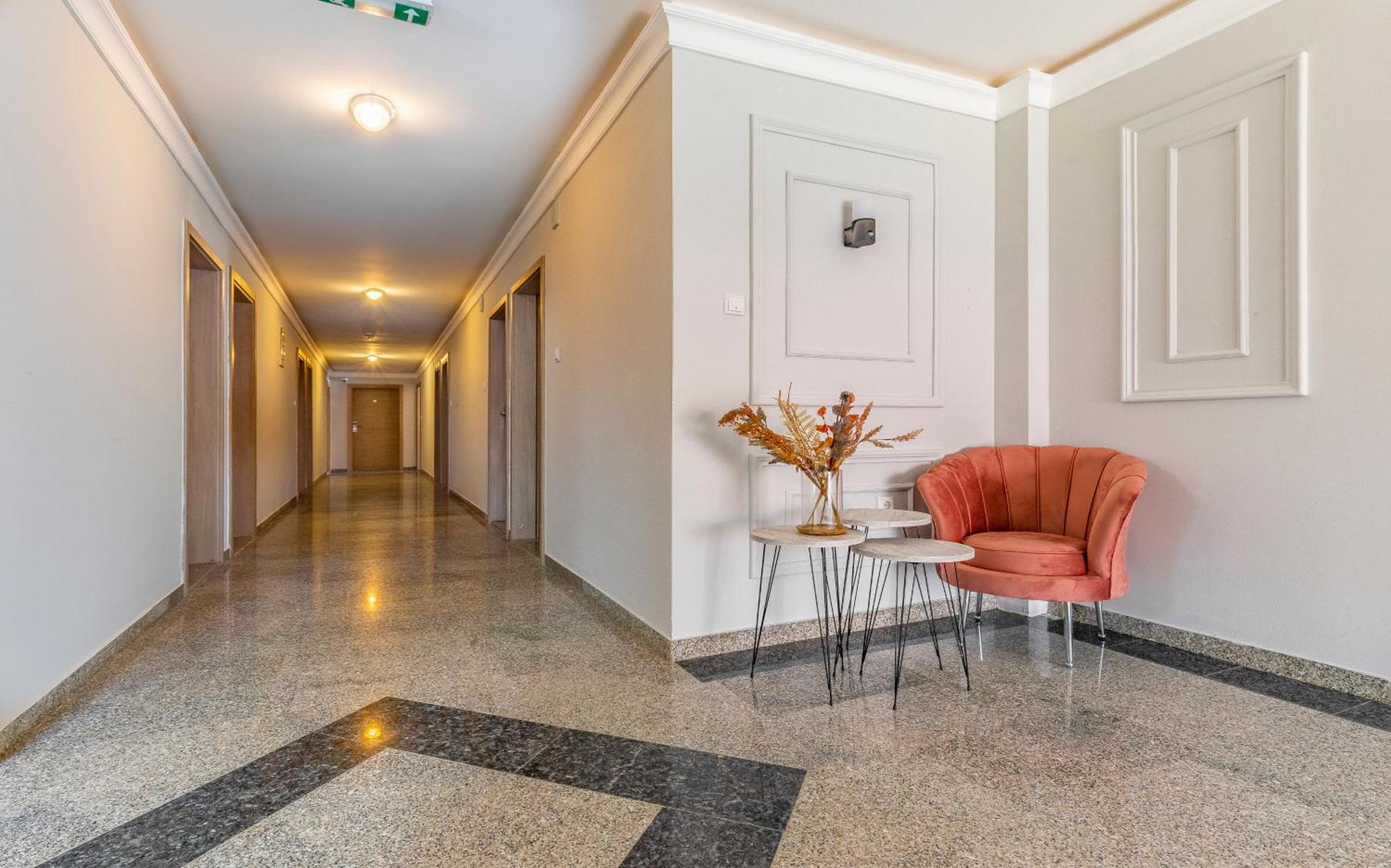 Hotel Koral ميدولين المظهر الخارجي الصورة