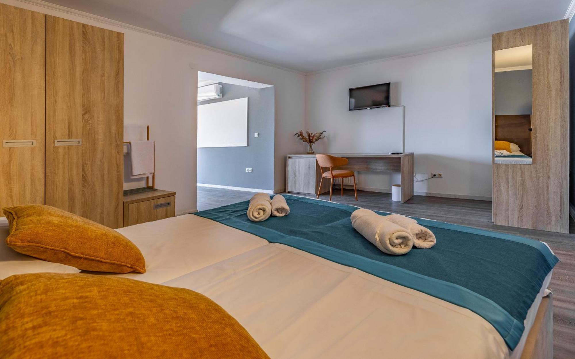 Hotel Koral ميدولين المظهر الخارجي الصورة
